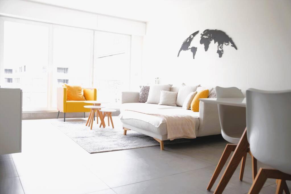 Charming Modern 2 Bedroom Apartment アルザンジャン エクステリア 写真